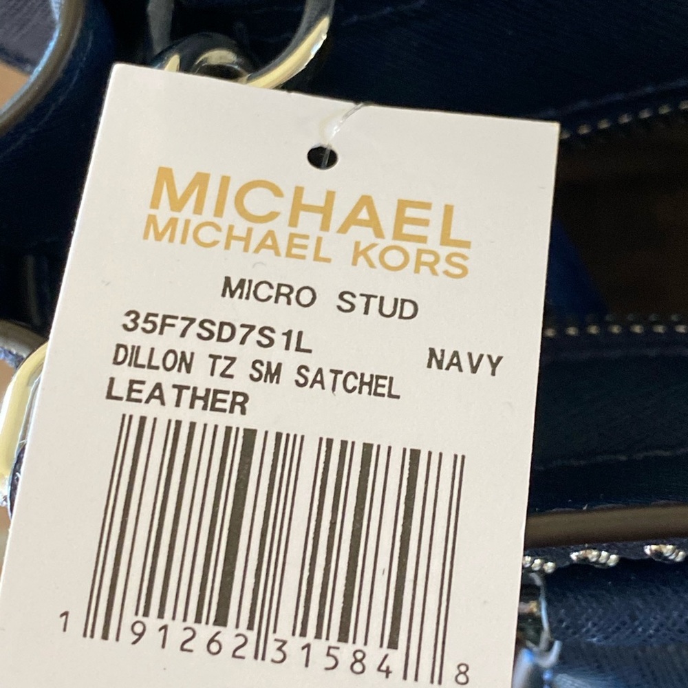 NWT Michael Kors Sm Dillon micro stud handbag - Picture 7 of 9